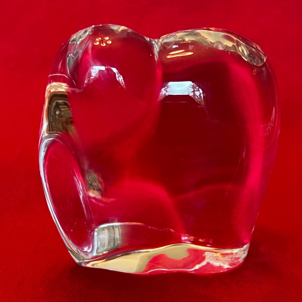 Baccarat - Clear Glass Elephant Sculpture - Home Art Accent - Picture 4 of 9